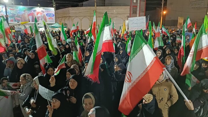 تصاویر/بیست و هشتمین شب حضور پرشور مردم ولایتمدار مامونیه در تجدید بیعت با آرمان‌های انقلاب