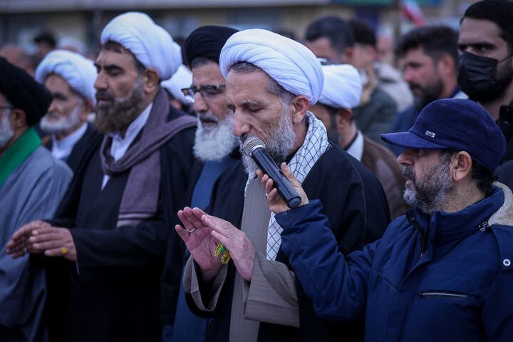 تصاویر / مراسم تشییع پیکر مطهر شش شهید جنگ رمضان در قزوین