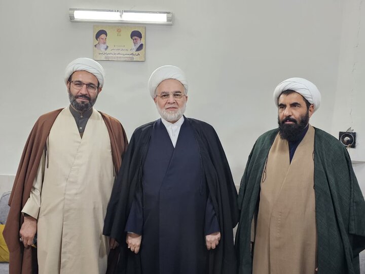 تصاویر/ دیدار نماینده ولی‌فقیه در کردستان با امام جمعه بیجار