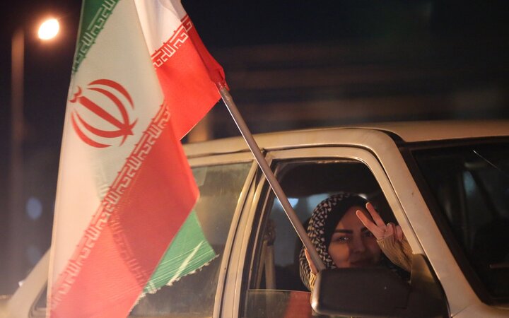 تصاویر/ راهپیمایی خودرویی حمایت از وطن و رزمندگان در پرند