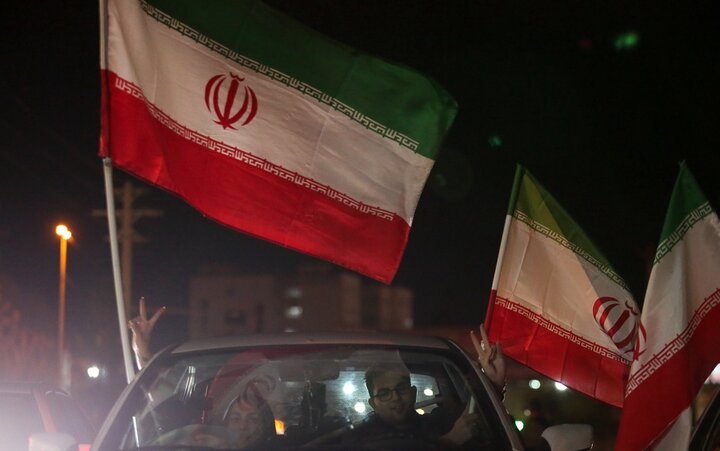 تصاویر/ راهپیمایی خودرویی حمایت از وطن و رزمندگان در پرند