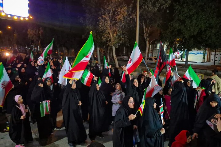 تصاویر/راهپیمایی ضد آمریکایی_صهیونی مردم اهوازبه نیت شهدای ناو دنا