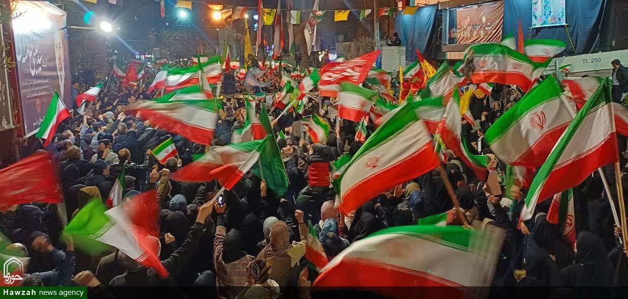 تصاویر / بیست و نهمین شب تجمع هم‌بستگی و انتقام‌جویی مردم ولایتمدار ملایر