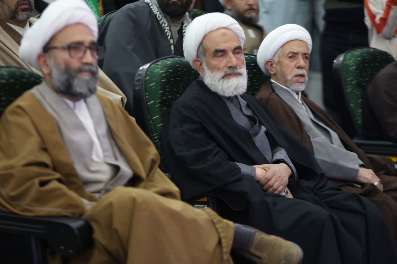 قم میں مجمع علمائے پاکستان کی جانب سے “دفاعِ اُمت کانفرنس” کا انعقاد، اتحادِ مسلمہ اور ایران کی حمایت پر زور