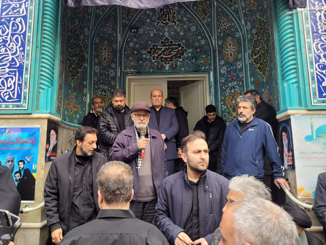 بدرقه باشکوه پیکر مادر شهیدان افراسیابی در تهران + تصاویر