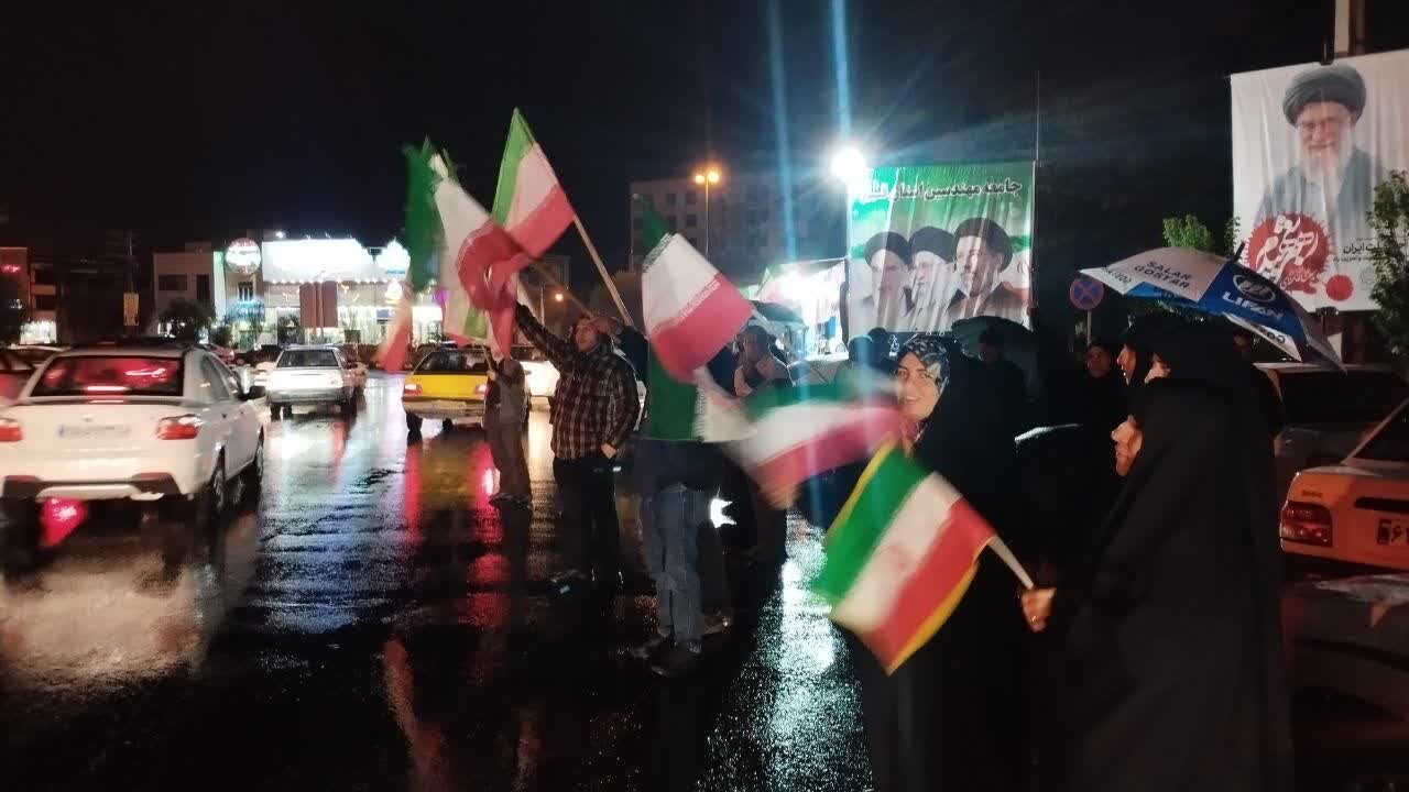 فعالیت‌های مردمی در محله مرصاد قم از ساعات اولیه شهادت رهبر انقلاب