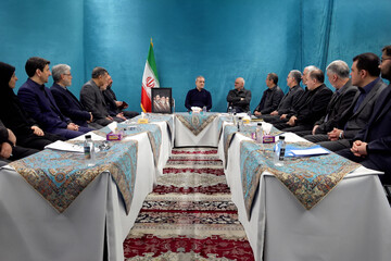 تداوم خدمت‌رسانی مؤثر و منسجم از ارکان اصلی پایداری ملی در شرایط فعلی است/ مجاهدت نیروهای مسلح برگ زرینی در تاریخ پر افتخار این سرزمین است