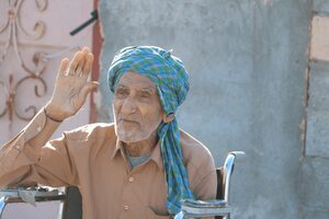 تصاویر/ میناب شهید جنگ رمضان را تشییع و تدفین کرد