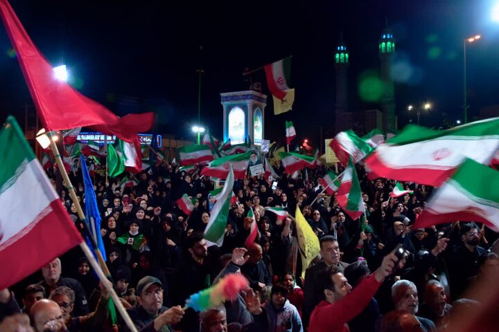 تصاویر/ تجمع بزرگ بیست و نهمین شب مردم غیور شهرستان آران و بیدگل درمیدان سردارسلیمانی