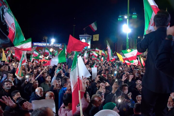 تصاویر/ تجمع بزرگ بیست و نهمین شب مردم غیور شهرستان آران و بیدگل درمیدان سردارسلیمانی