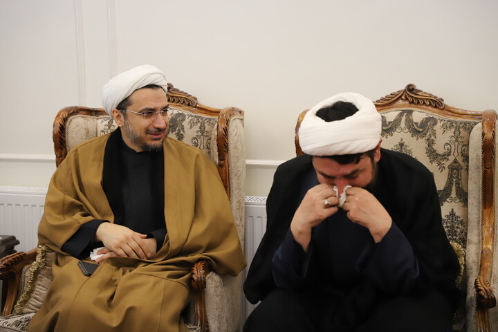 تصاویر / دیدار جمعی مسئولان استانی با خانواده شهید حجت الاسلام والمسلمین نقی محدث نیا