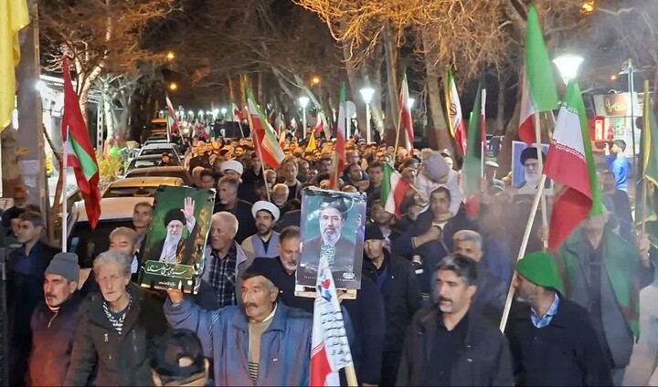 تصاویر/ بیست و نهمین اجتماع بزرگ‌ مردمی «شب‌های اقتدار» در بسطام