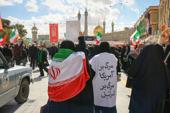 تصاویر/ تشییع پیکر مطهر شهدای حمله آمریکایی صهیونی به شهرک پردیسان قم