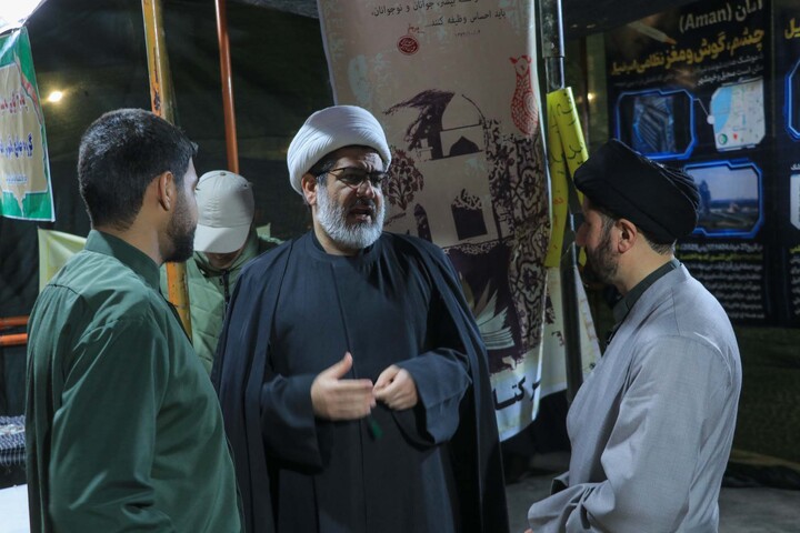 تصاویر|  موکب حوزه علمیه برادران بیرجند در میدان امام خامنه ای