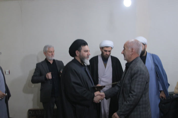تصاویر/ دیدار با خانواده معظّم ۴ شهید کوی خضر  همدان