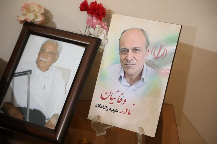 تصاویر/ دیدار مسئولان استان سمنان با خانواده معظم شهید «نادر وفائیان» در شهميرزاد