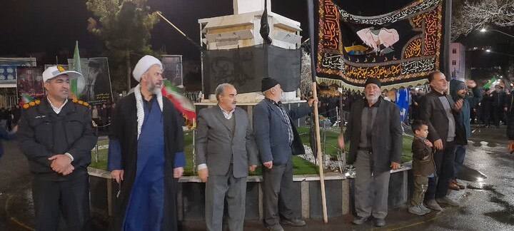 تصاویر/ تجمع شبانه در شهر اسکو