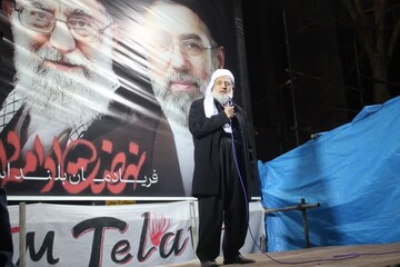 ماموستا شیرزادی: شناخت دشمن و پایبندی به آموزه‌های قرآن راه حفظ عزت امت اسلامی است