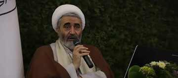 شهرت‌گریزی و ساده‌زیستی، از شاخص‌ترین ویژگی‌های اخلاقی حضرت آیت‌الله سیدمجتبی خامنه‌ای است