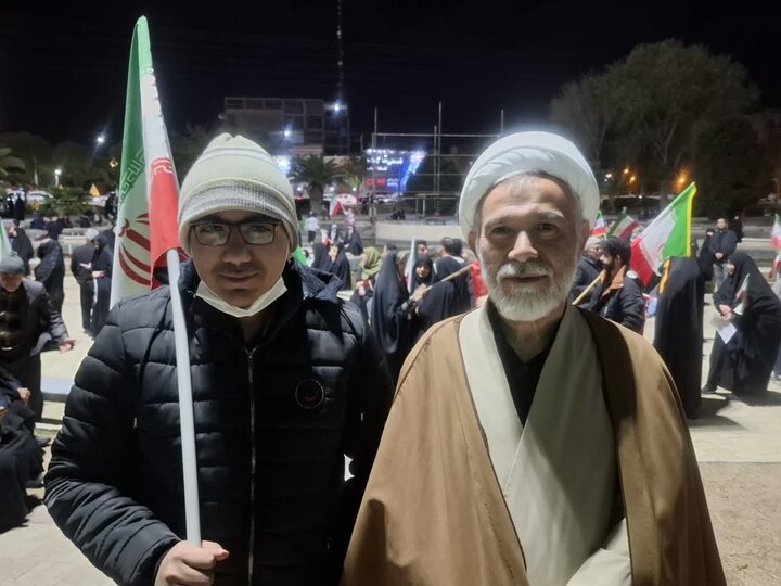 تصاویر/ تجمج سی امین شب مردم غیور شهرستان کاشان در میدان امام خامنه ای