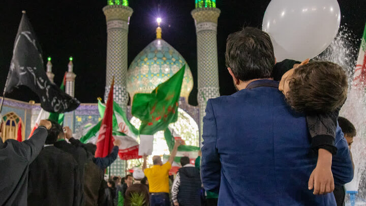 تصاویر/تجمع بزرگ مردم غیور شهرستان آران و بیدگل در هلال بن علی