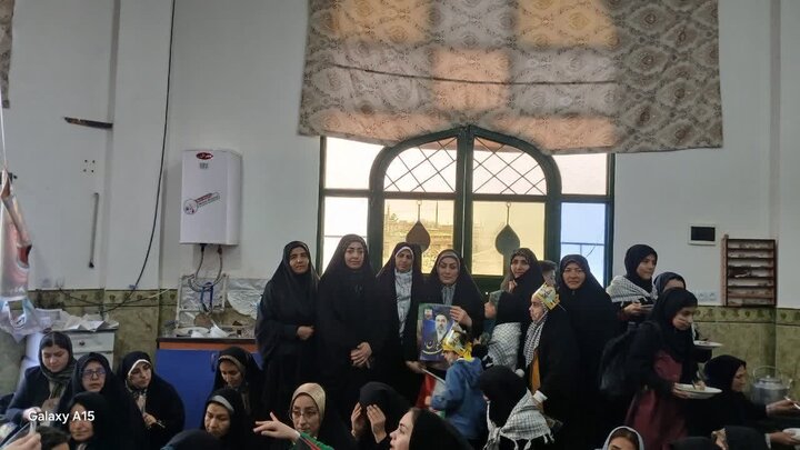 تصاویر/ اجتماع بانوان زینبی در باروق