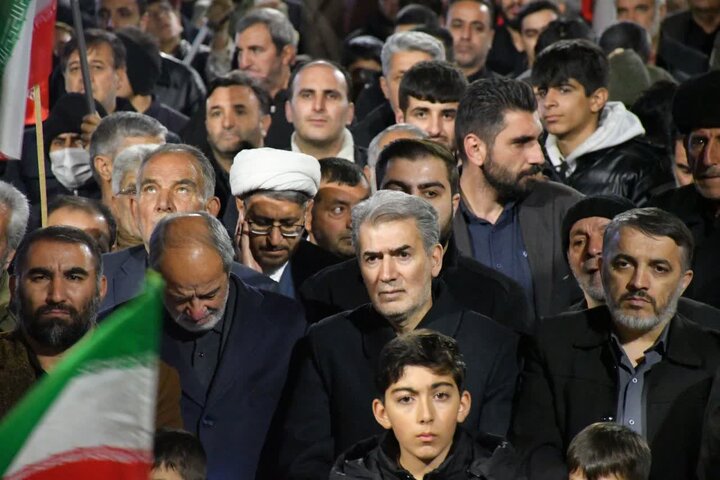 تصاویر/ سی‌امین شب پاسداری مردم سلماس از خیابان‌ها در تجمع شبانه مردمی
