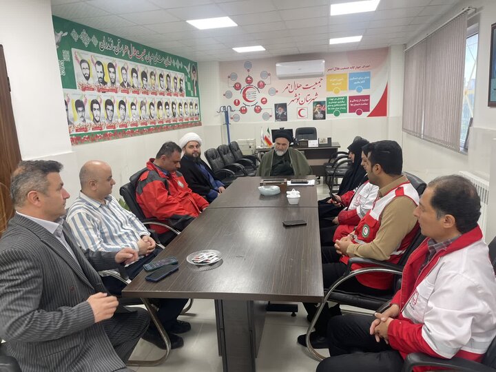بازدید امام جمعه نوشهر از هلال احمر