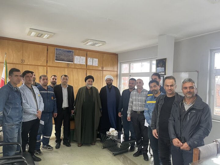بازدید امام جمعه نوشهر از اداره برق