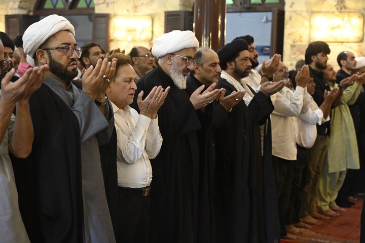ممبئی میں رہبرِ انقلاب شہید سید علی خامنہ ای کی یاد میں جلسۂ تعزیت؛