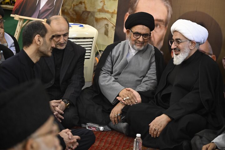 ممبئی میں رہبرِ انقلاب شہید سید علی خامنہ ای کی یاد میں جلسۂ تعزیت؛