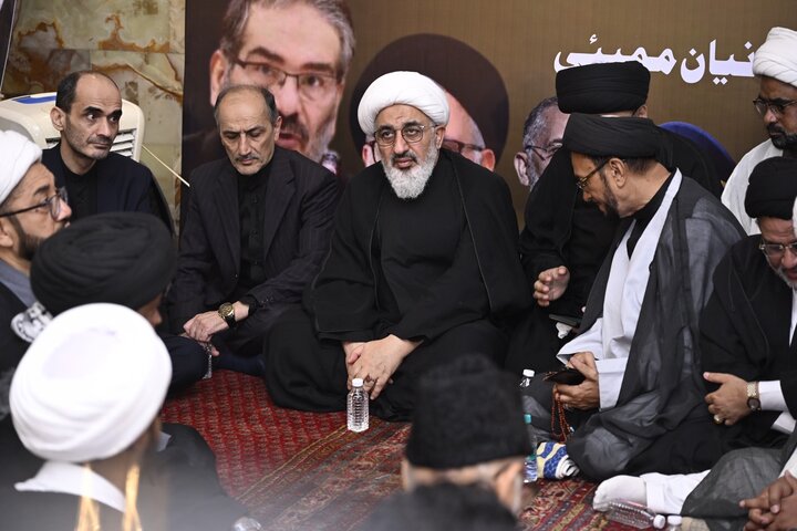 ممبئی میں رہبرِ انقلاب شہید سید علی خامنہ ای کی یاد میں جلسۂ تعزیت؛