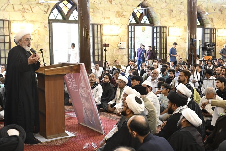 ممبئی میں رہبرِ انقلاب شہید سید علی خامنہ ای کی یاد میں جلسۂ تعزیت؛