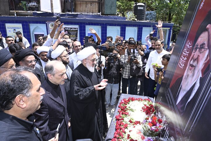 ممبئی میں رہبرِ انقلاب شہید سید علی خامنہ ای کی یاد میں جلسۂ تعزیت؛