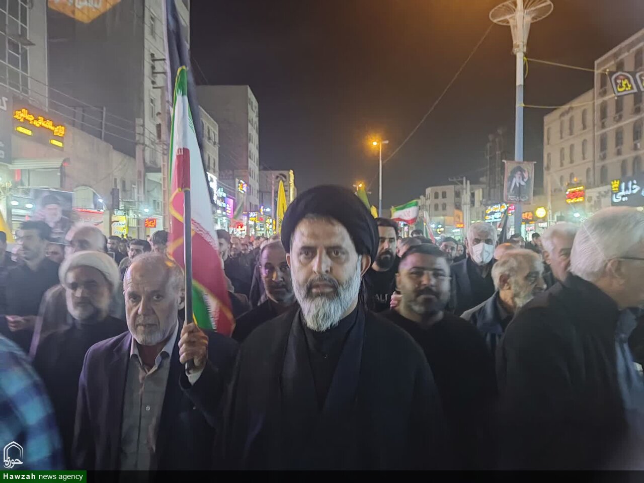 تجمع کنندگان محکومیت جنگ آمریکایی صهیونی عبیه ایران اسلامی در کوی باهنر، صادقیه، ایثار، صد دستگاه، نبوت و طلاب اهوا