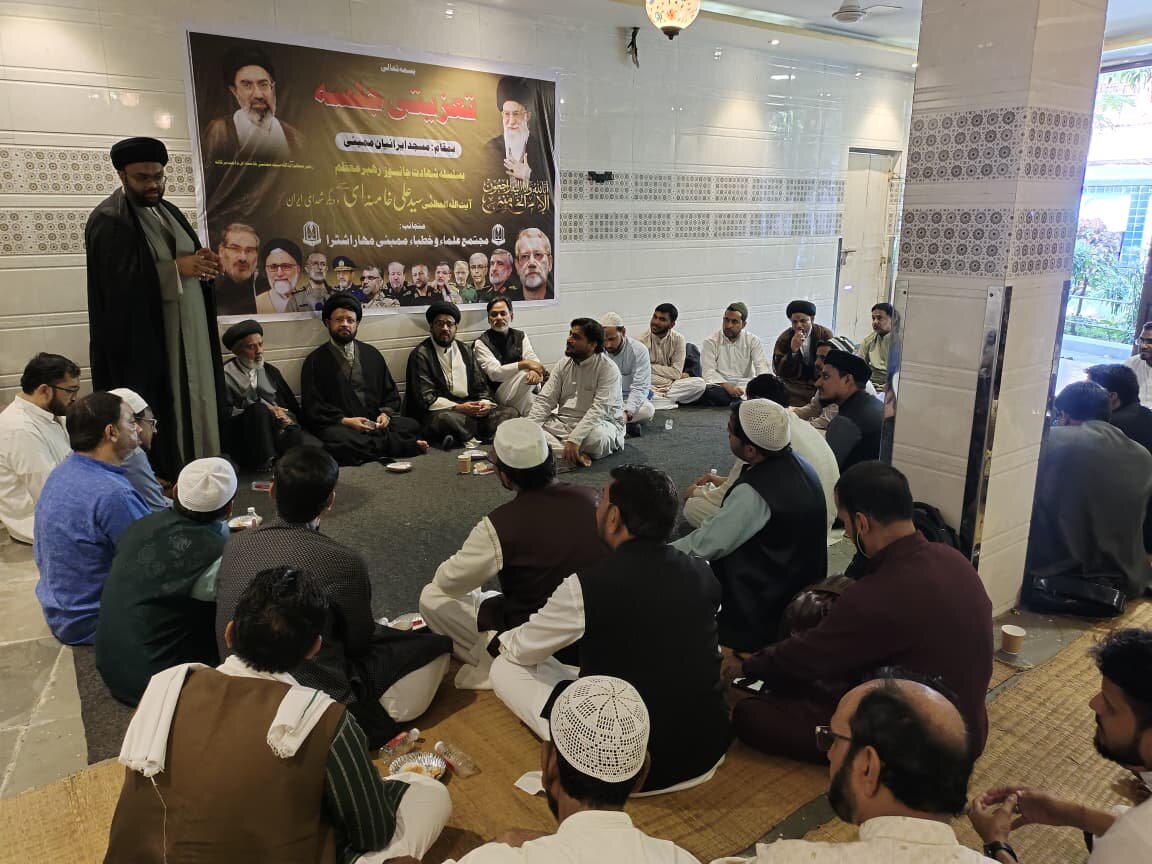 ممبئی میں رہبرِ معظم کی یاد میں مجلسِ تعزیت، علماء کا ایران سے یکجہتی اور عملی حمایت کا اعلان