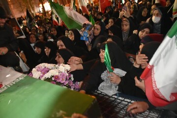 تشییع پیکر شهید علی کوه‌خیل در ساوجبلاغ + تصاویر
