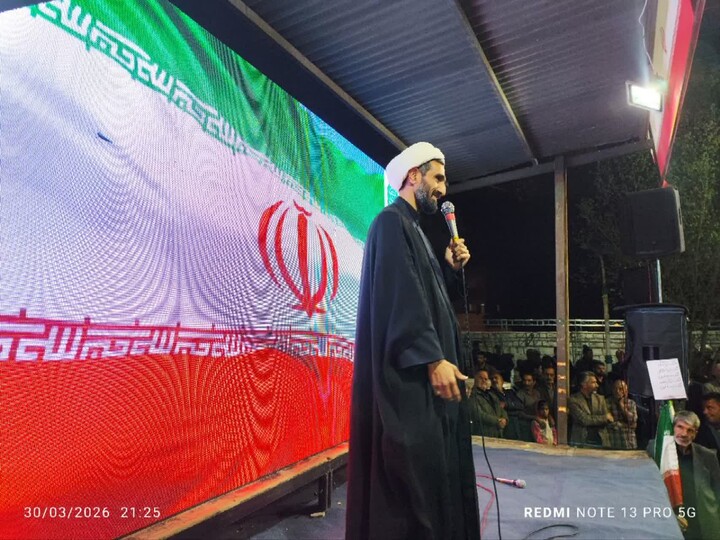 تصاویر/ زرندی ها همچنان ایستاده در پای ایران