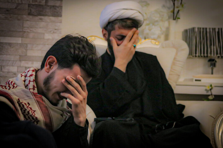 تصاویر/ تجلیل طلاب همدانی از ایثار خانواده شهدا