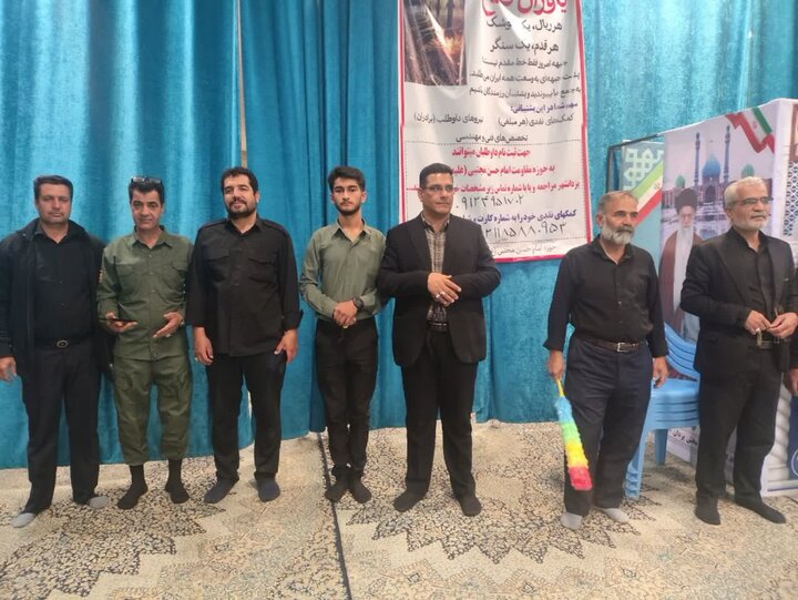 تصاویر/ تجمع مردمی در شهر یزدان آباد در شب ۱۲ فروردین