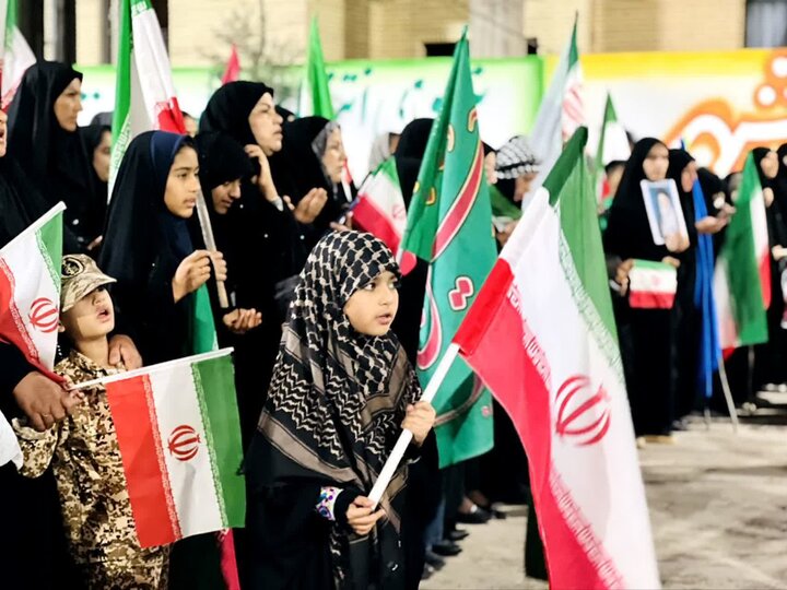 تصاویر/ تجمع شبانه در شهر عنبرآباد