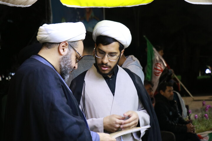 تصاویر/ کافه رستوران قرآنی طلاب مدرسه علمیه محمودیه در میدان کوثر کرمان