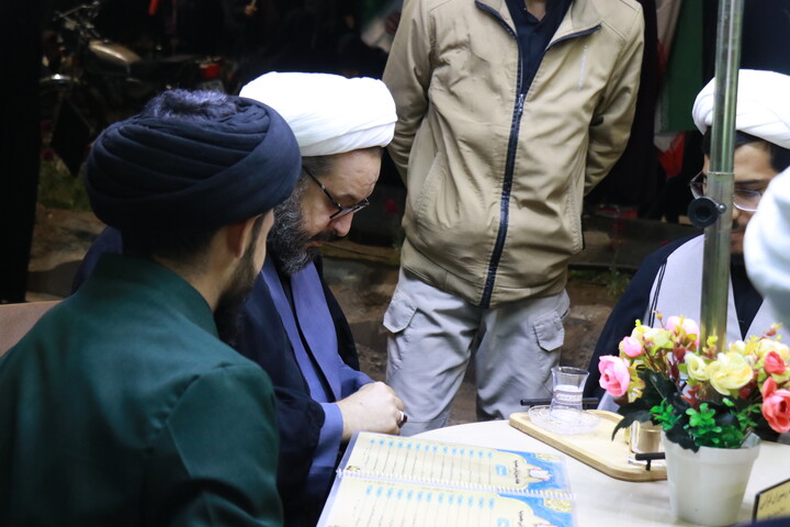 تصاویر/ کافه رستوران قرآنی طلاب مدرسه علمیه محمودیه در میدان کوثر کرمان