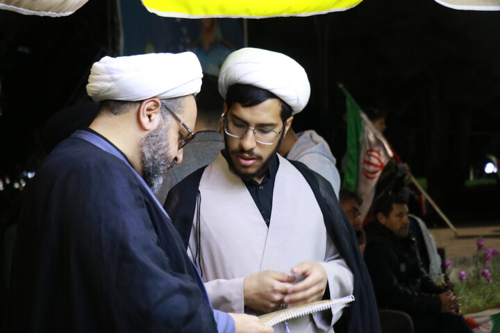 تصاویر/ کافه رستوران قرآنی طلاب مدرسه علمیه محمودیه در میدان کوثر کرمان