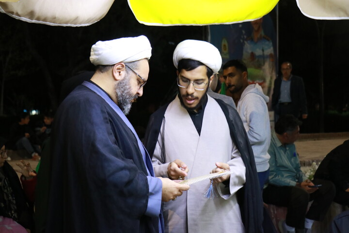 تصاویر/ کافه رستوران قرآنی طلاب مدرسه علمیه محمودیه در میدان کوثر کرمان