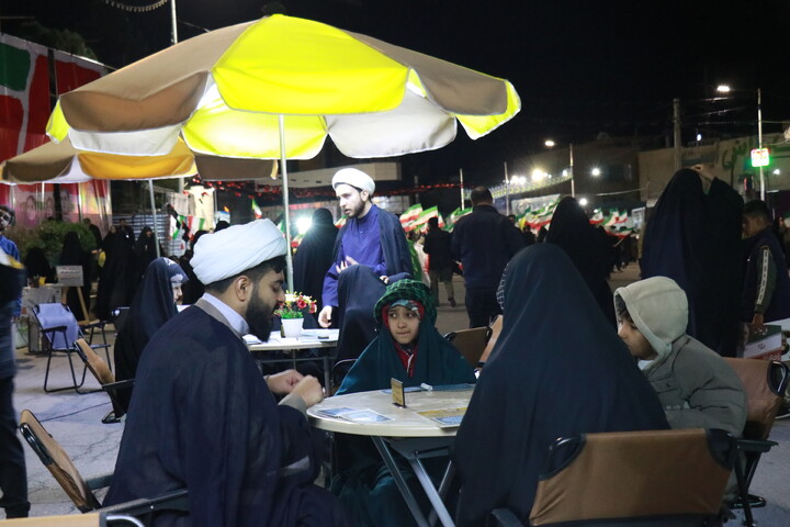تصاویر/ کافه رستوران قرآنی طلاب مدرسه علمیه محمودیه در میدان کوثر کرمان