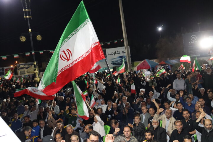 تصاویر/ سی‌ویکمین شب حضور خیابانی مردم دیّر
