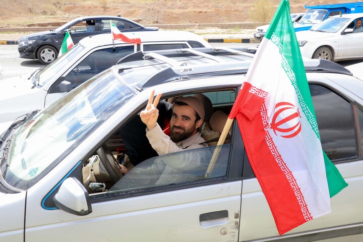 تصاویر| حرکت کاروان خودرویی انقلاب بیرجند در ۱۲ فروردین