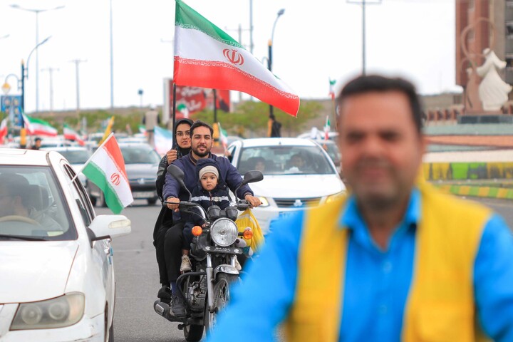 تصاویر| حرکت کاروان خودرویی انقلاب بیرجند در ۱۲ فروردین