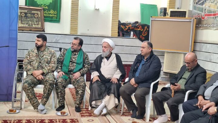 اجتماع بزرگ مداحان و شاعران آیینی استان